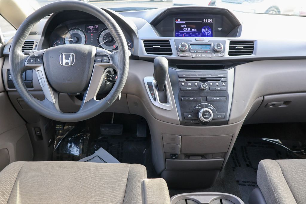 2013 Honda Odyssey EX 30