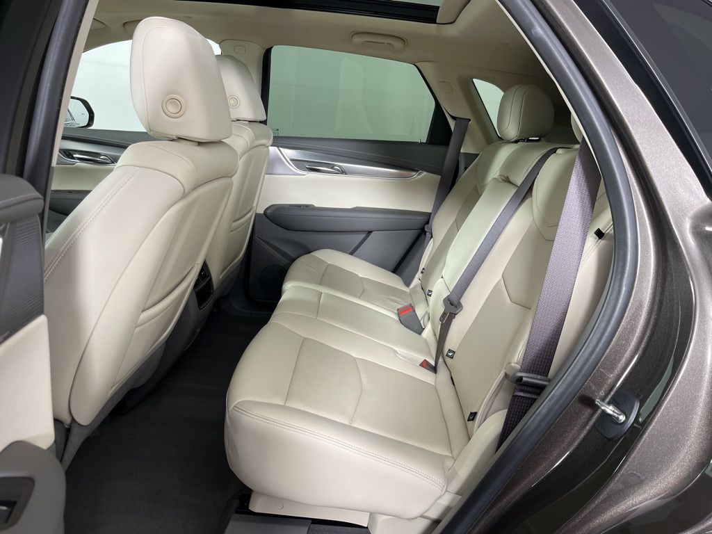 Thumbnail: 2020 Cadillac XT5 - 24