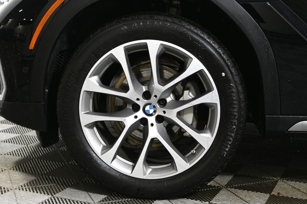 Thumbnail: 2023 BMW X6 - 12