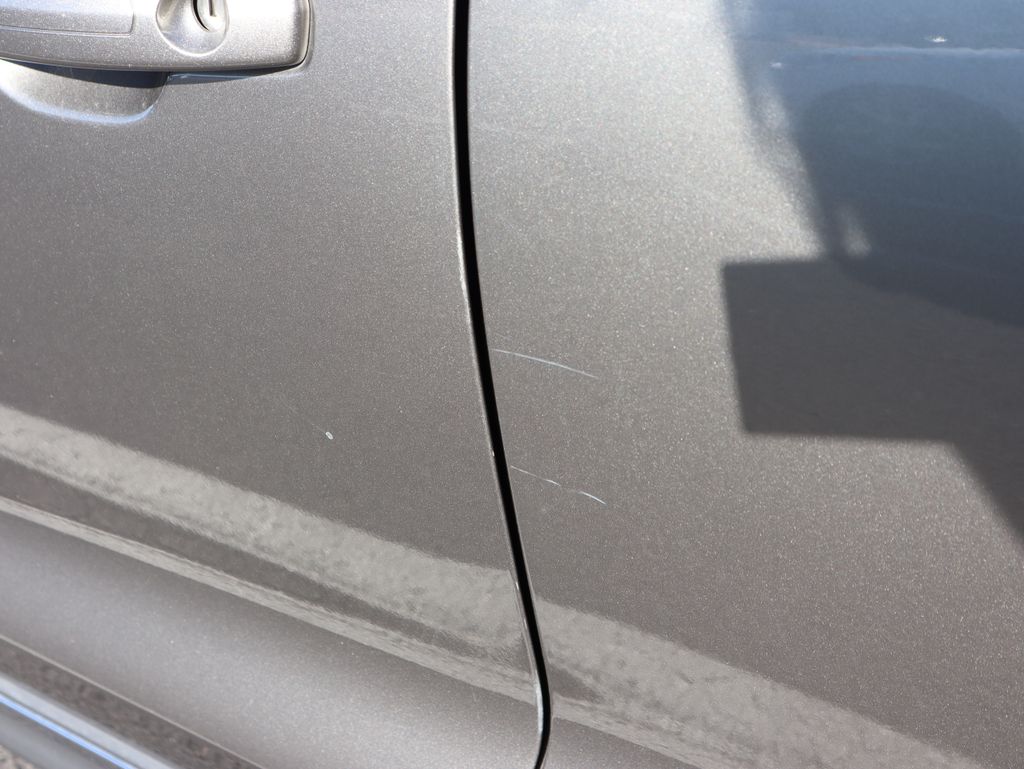 Thumbnail: 2017 Lincoln MKC - 21