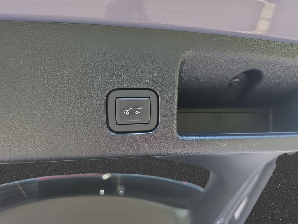 Used 2025 Chevrolet Equinox EV SUV