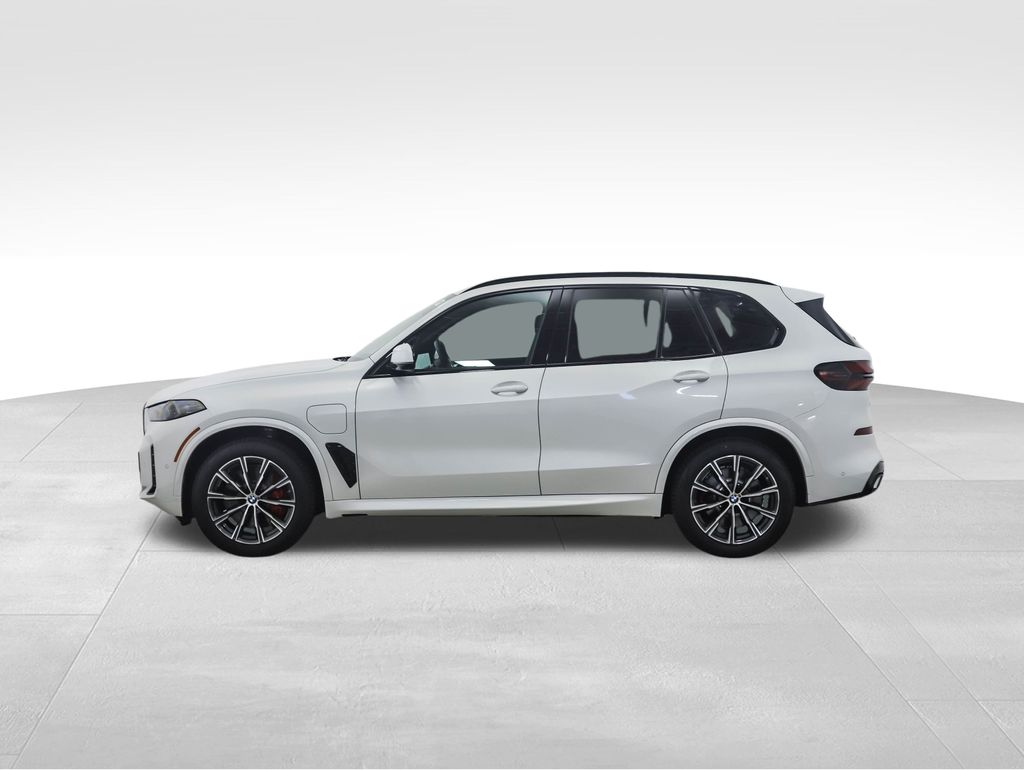 Thumbnail: 2026 BMW X5 - 2
