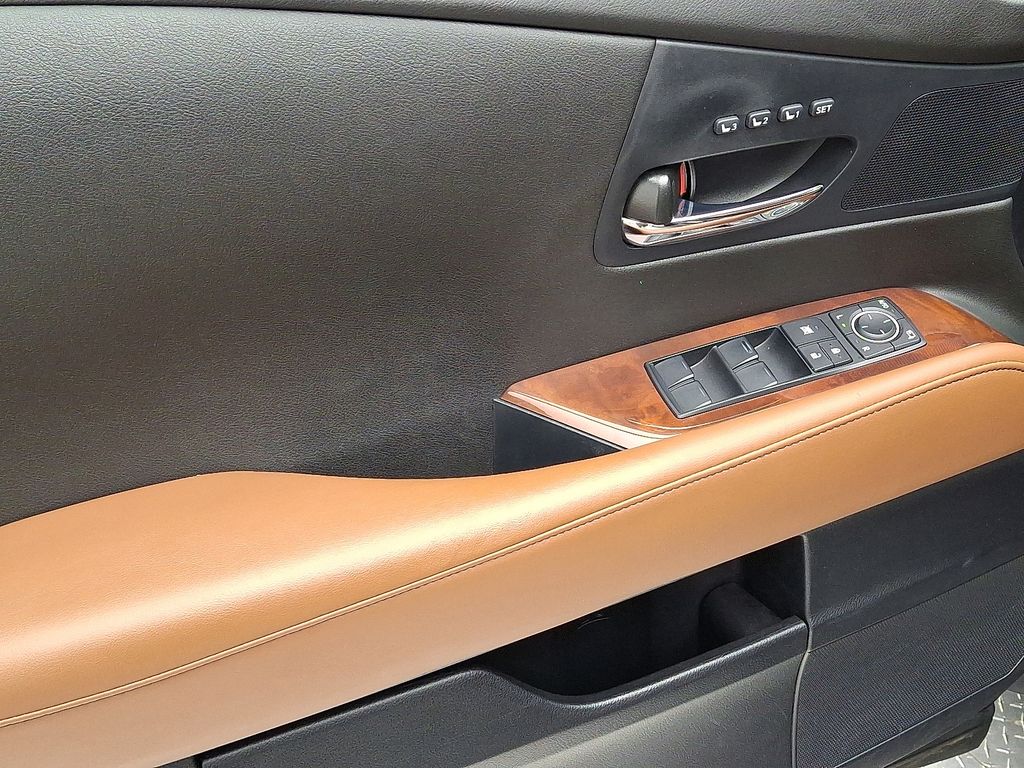Thumbnail: 2015 Lexus RX - 12