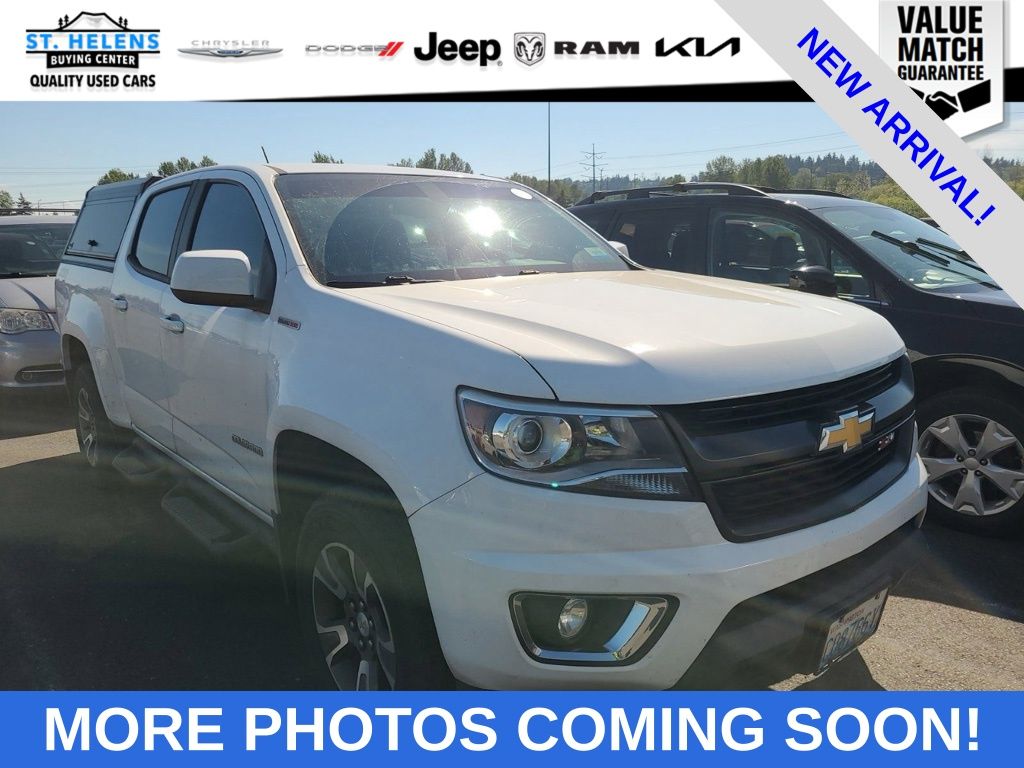 View vehicle photo 5