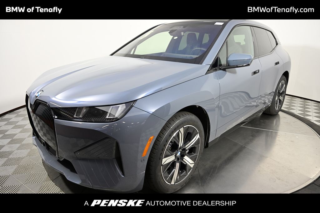 Thumbnail: 2026 BMW iX - 1