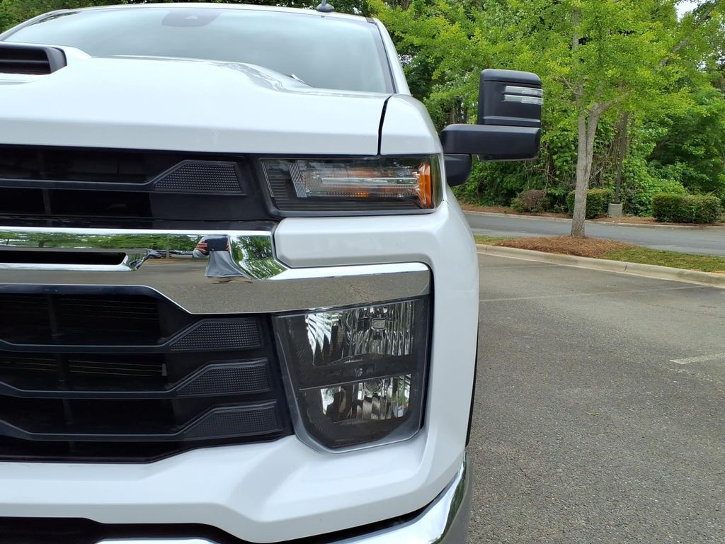 ChevroletSilverado 2500HD24