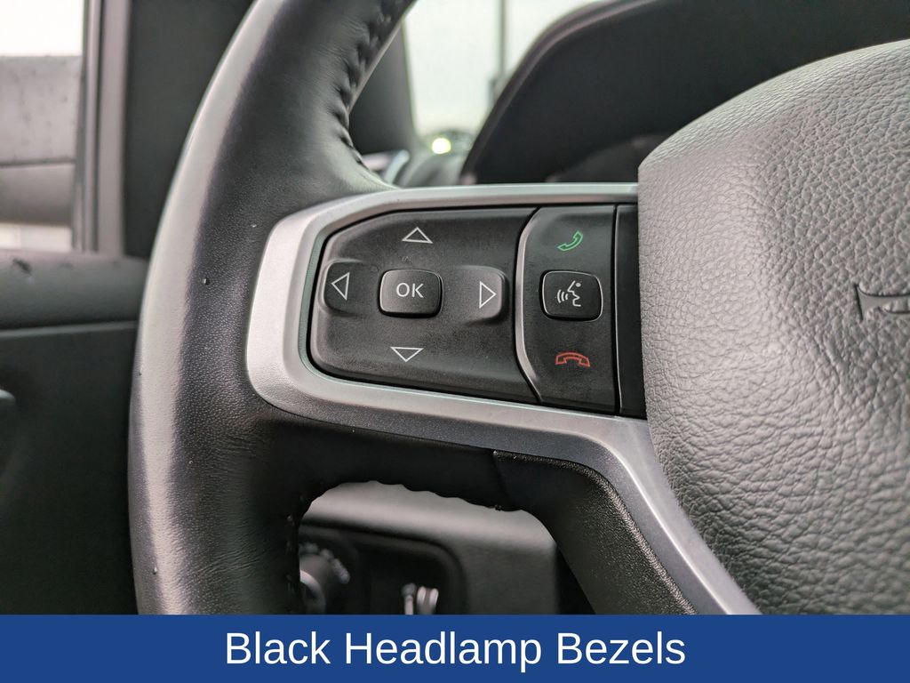 2022 Ram 1500 Big Horn Crew Cab 4x2 5'7" Box