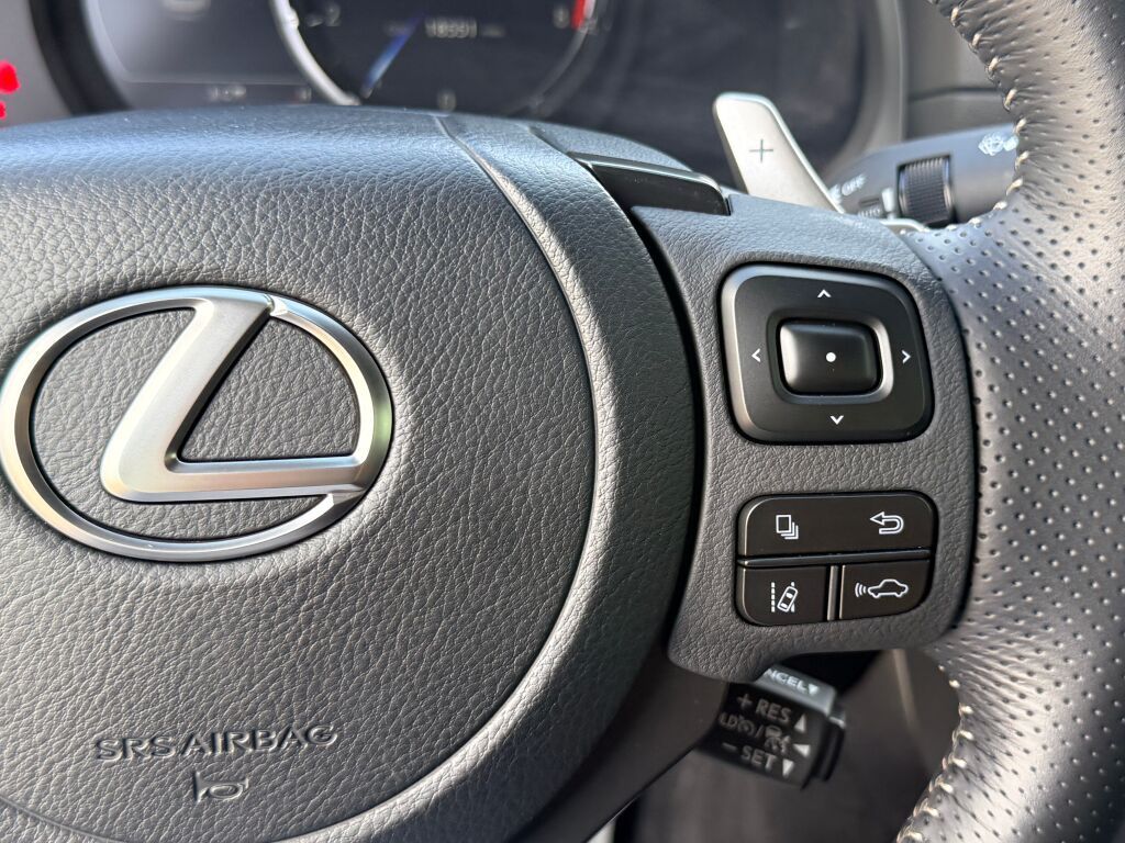 Thumbnail: 2023 Lexus IS - 29