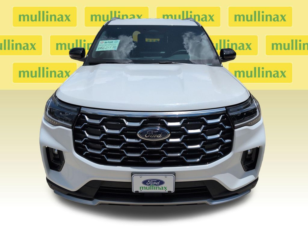 New 2026 White Ford Platinum image 13