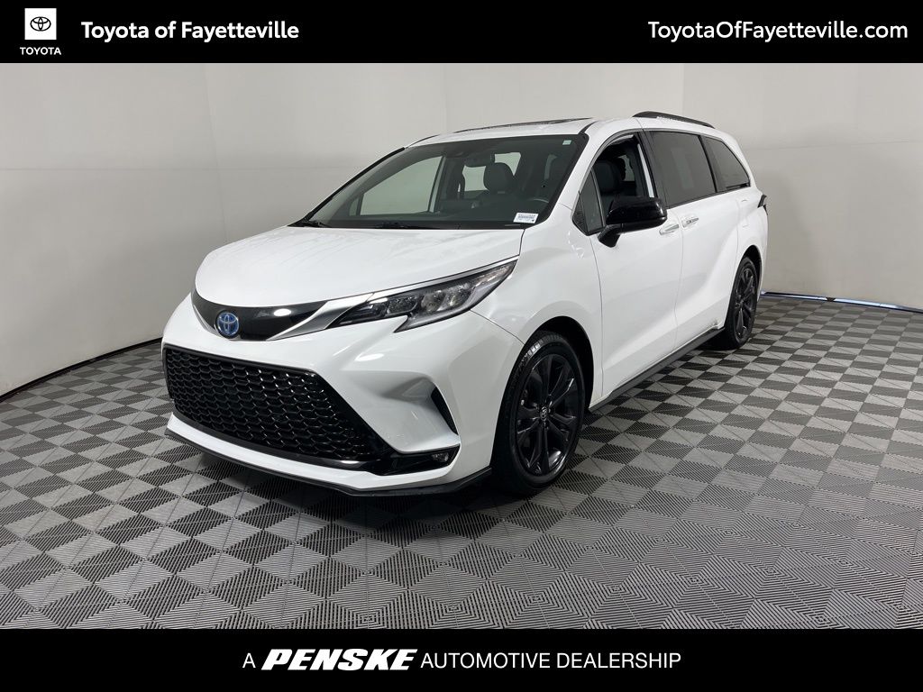 2023 Toyota Sienna XSE -
                Fayetteville, AR