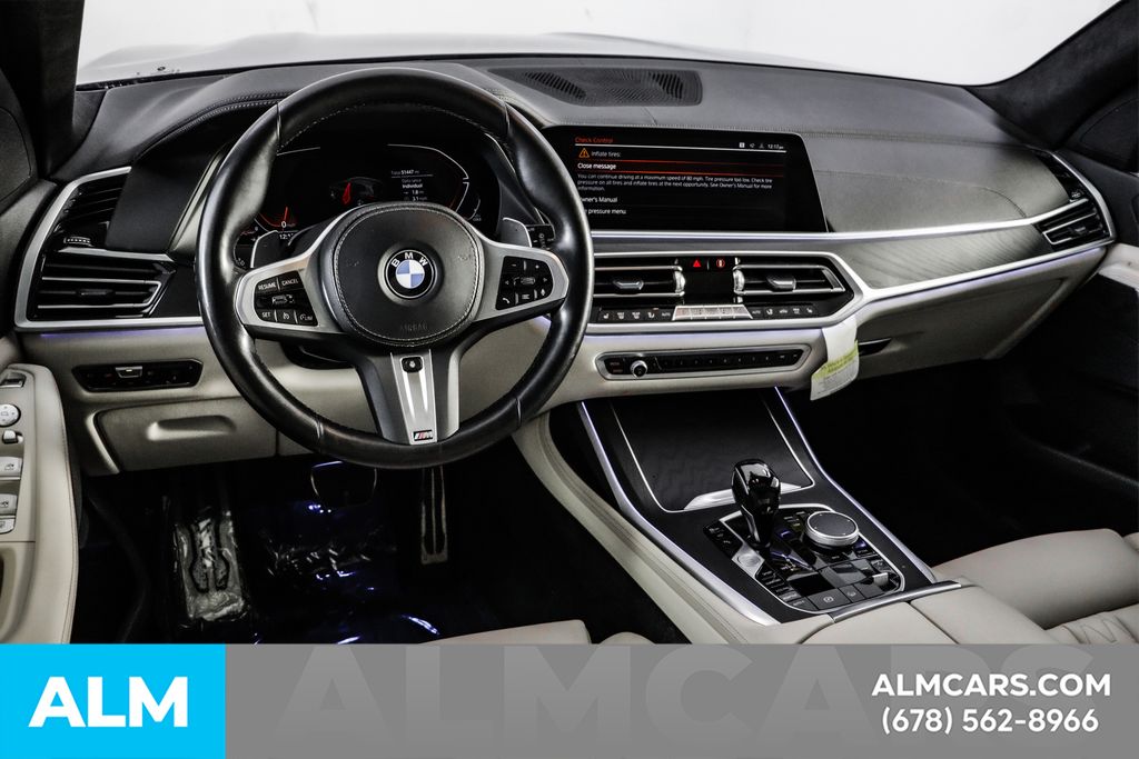 Used 2022 Black BMW xDrive40i image 26