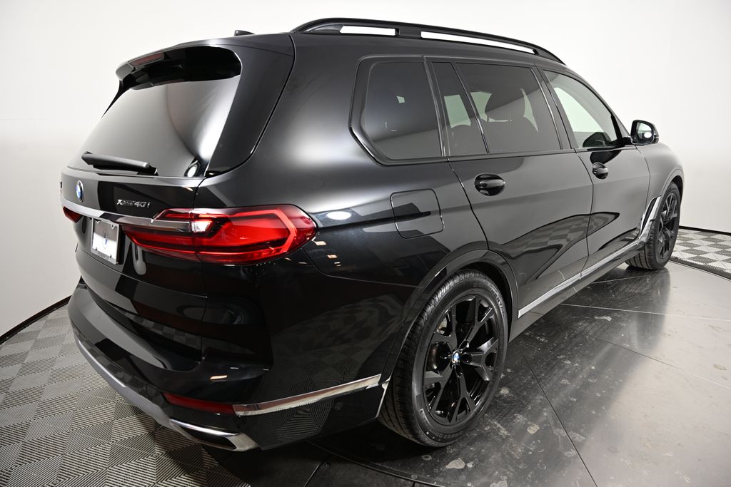 2022 BMW X7 xDrive40i 5