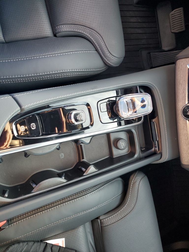 Used Car 2024 Volvo Xc90 Recharge Plug-in Hybrid  Ultimate For Sale In Austin, Texas