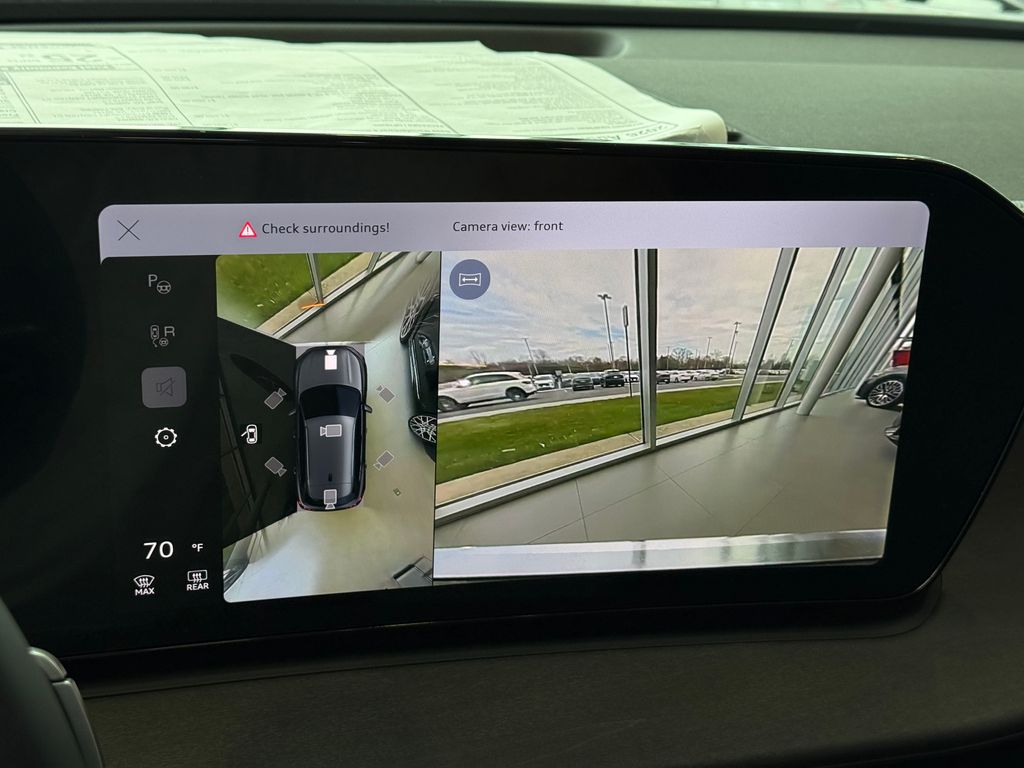 Thumbnail: 2026 Audi Q3 - 26