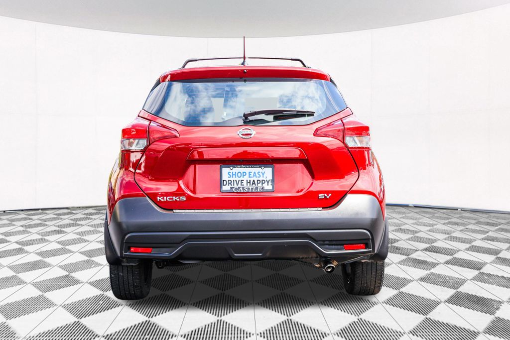 2019 Nissan Kicks SV 9