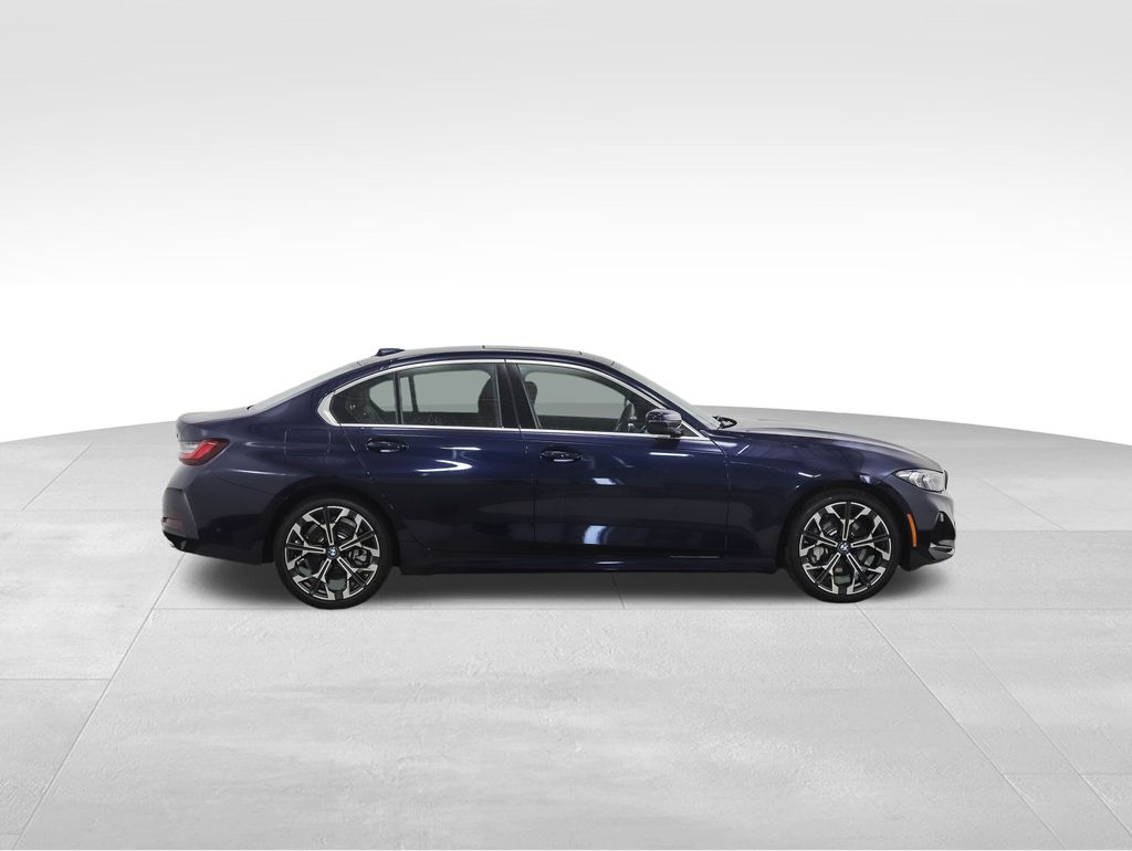 Thumbnail: 2025 BMW 3 Series - 6