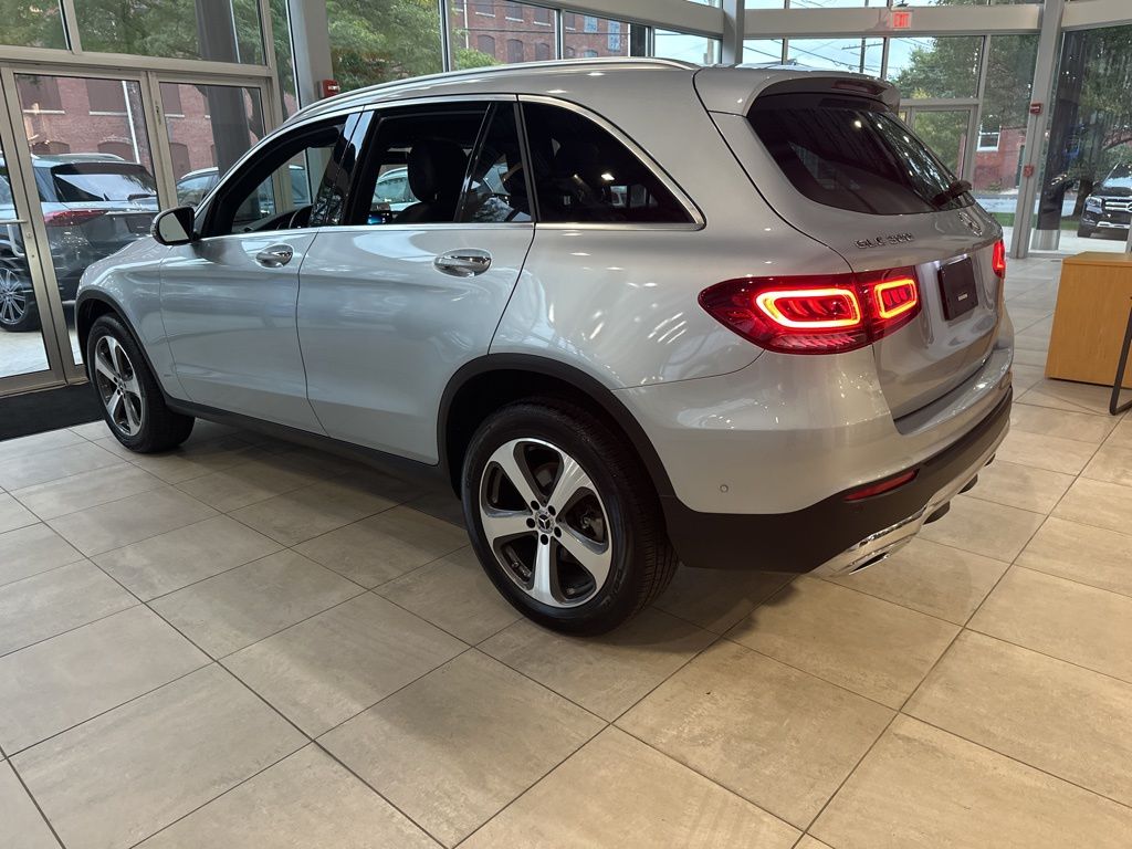 2021 Mercedes-Benz GLC GLC 300 5