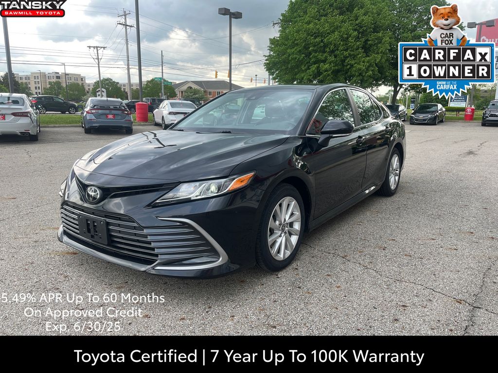 2023 Toyota Camry LE photo