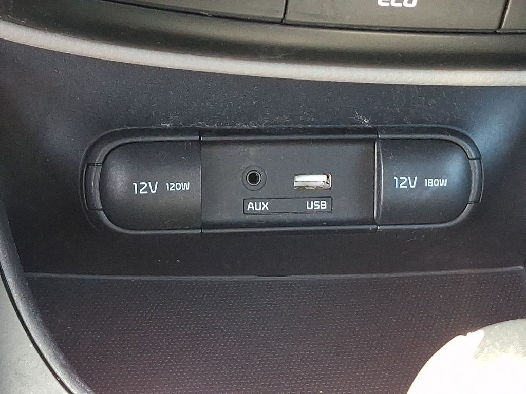Thumbnail: 2016 Kia Soul - 23