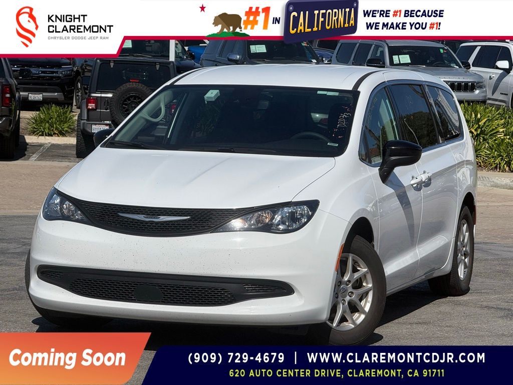 2024 Chrysler Voyager LX FWD