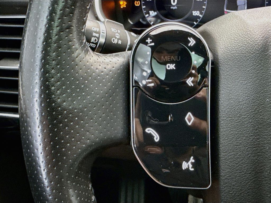 Thumbnail: 2019 Land Rover Range Rover Sport - 11