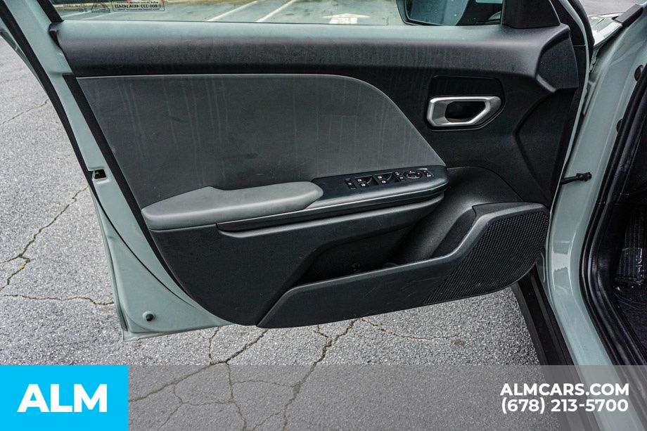 Used 2025 Blue Kia LXS image 46