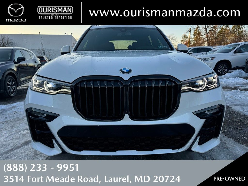 2021 BMW X7 M50i 2