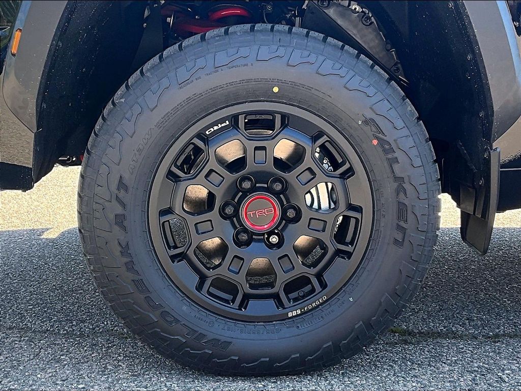 2026 Toyota Tundra Hybrid — photo 7