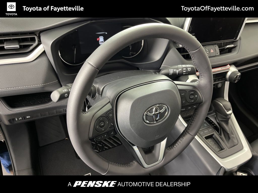 Thumbnail: 2025 Toyota RAV4 - 26