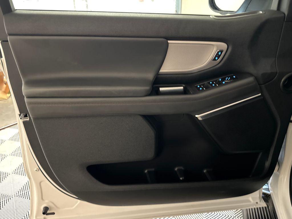 Used 2025 White Ford Active image 11
