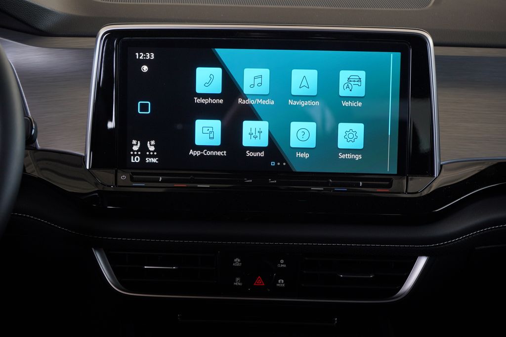 2025 Volkswagen Atlas SE 10