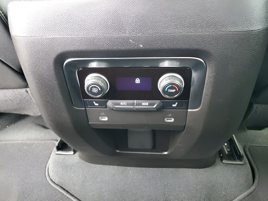 Used Car 2024 Chevrolet Suburban  Z71 For Sale Under $70,000 In Austin, Texas