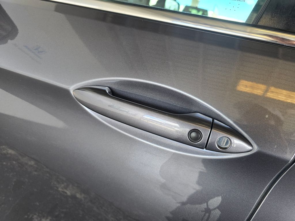 Thumbnail: 2016 Honda Pilot - 30