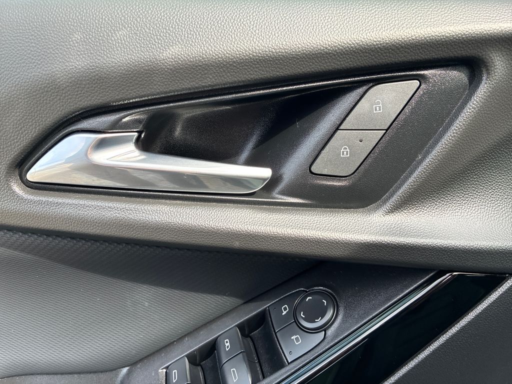 2025 Chevrolet Equinox LT Green at Klick Lewis Buick Chevrolet
