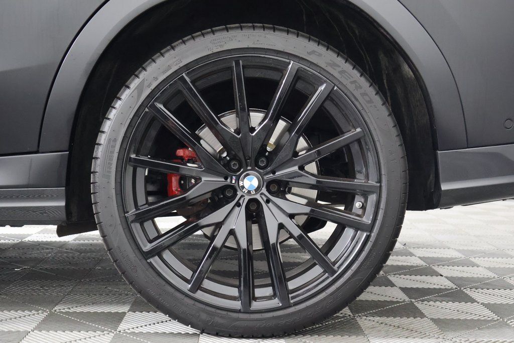 Thumbnail: 2023 BMW X6 - 16