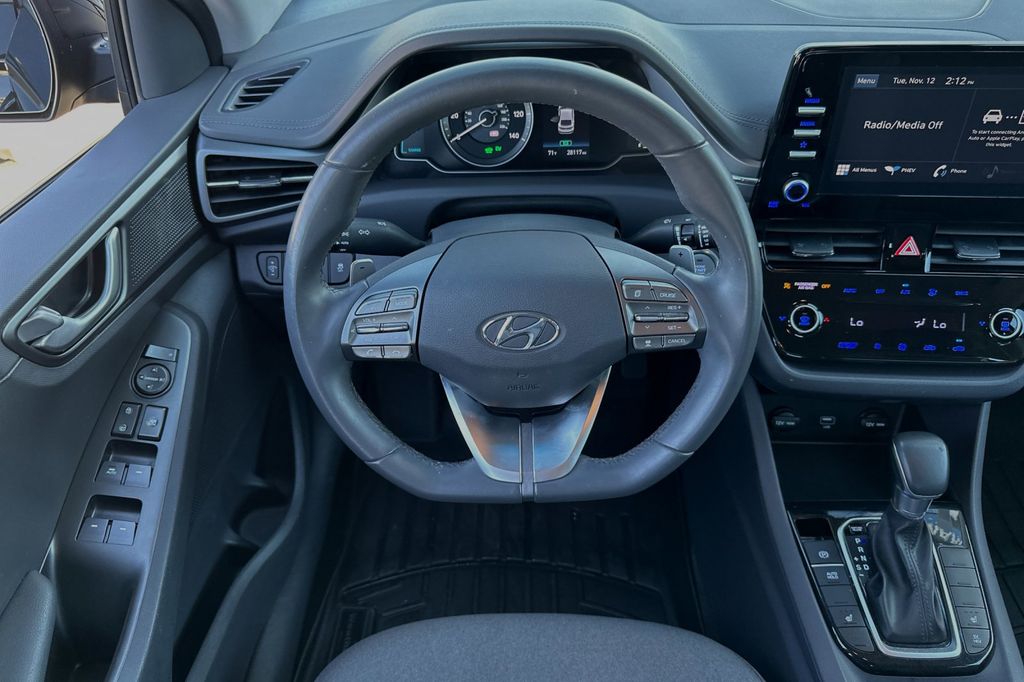 2021 Hyundai Ioniq Plug-In Hybrid SE 16