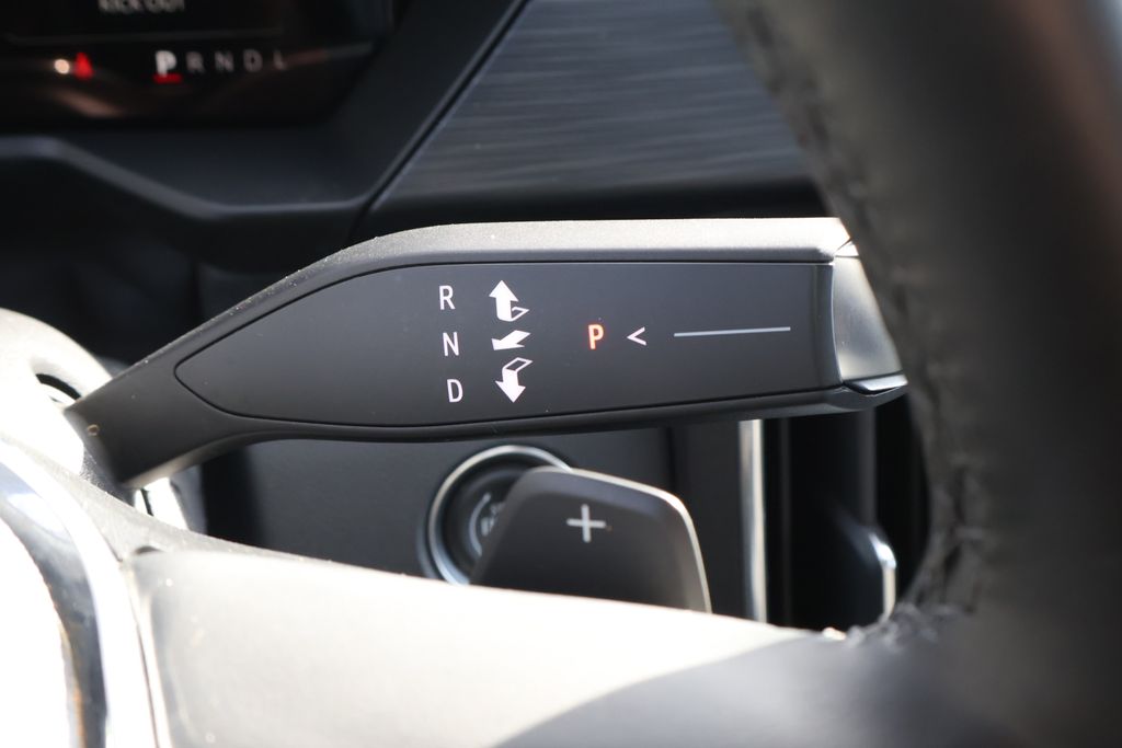 Thumbnail: 2025 GMC Acadia - 21