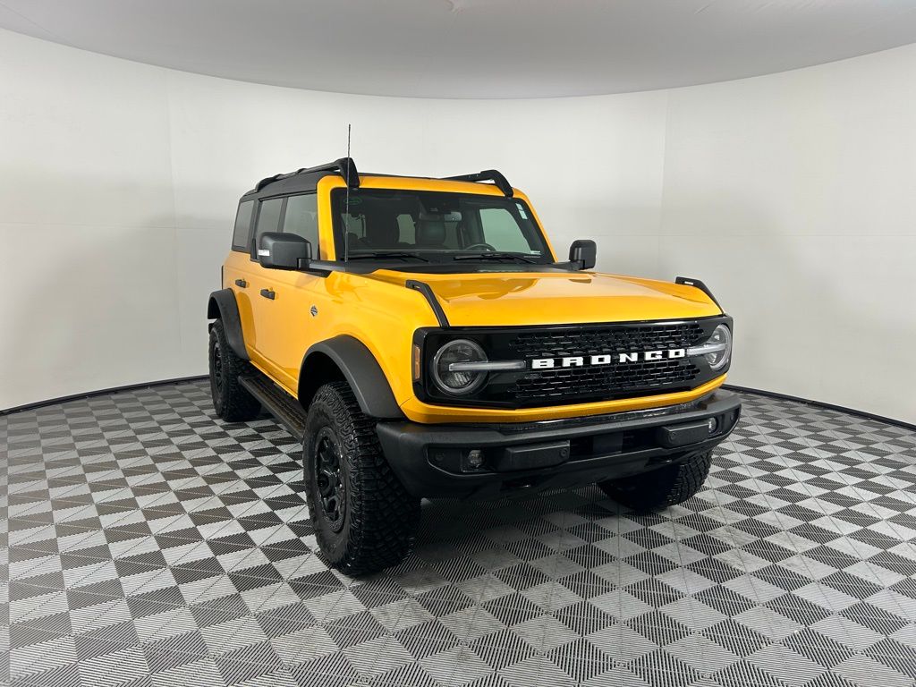 Thumbnail: 2022 Ford Bronco - 3
