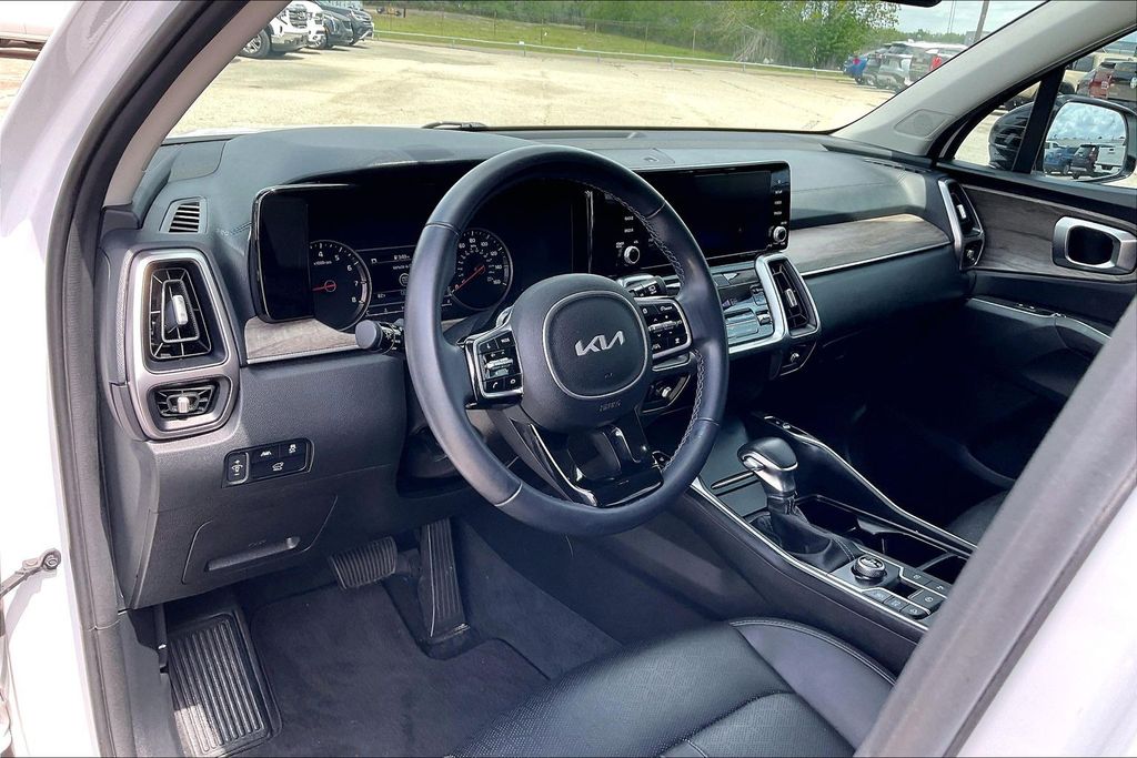 Used 2023 Kia Sorento EX 4D Sport Utility