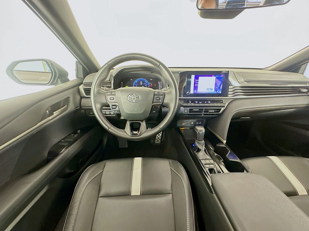 Thumbnail: 2025 Toyota Camry - 17