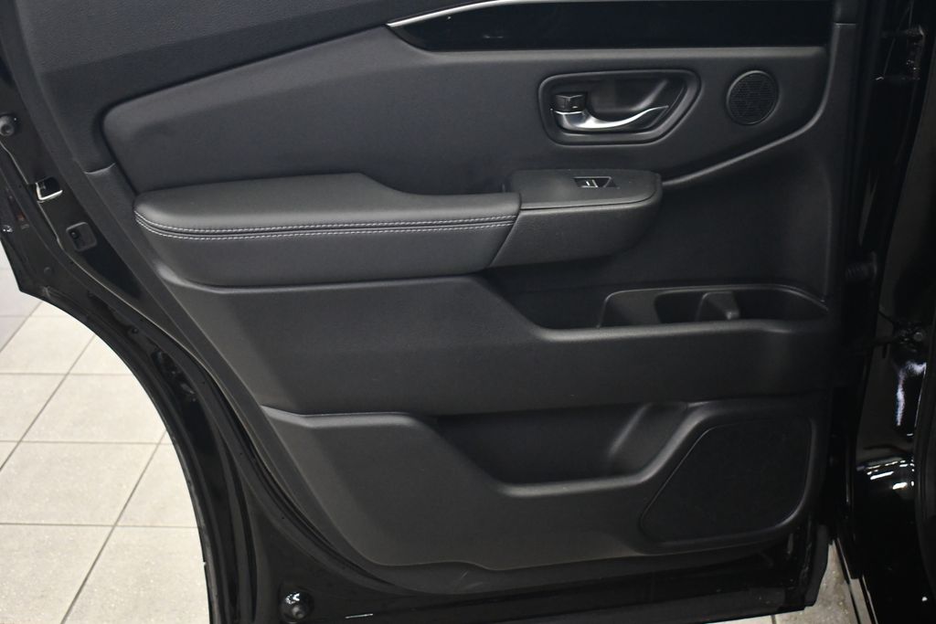 Thumbnail: 2023 Honda Pilot - 28