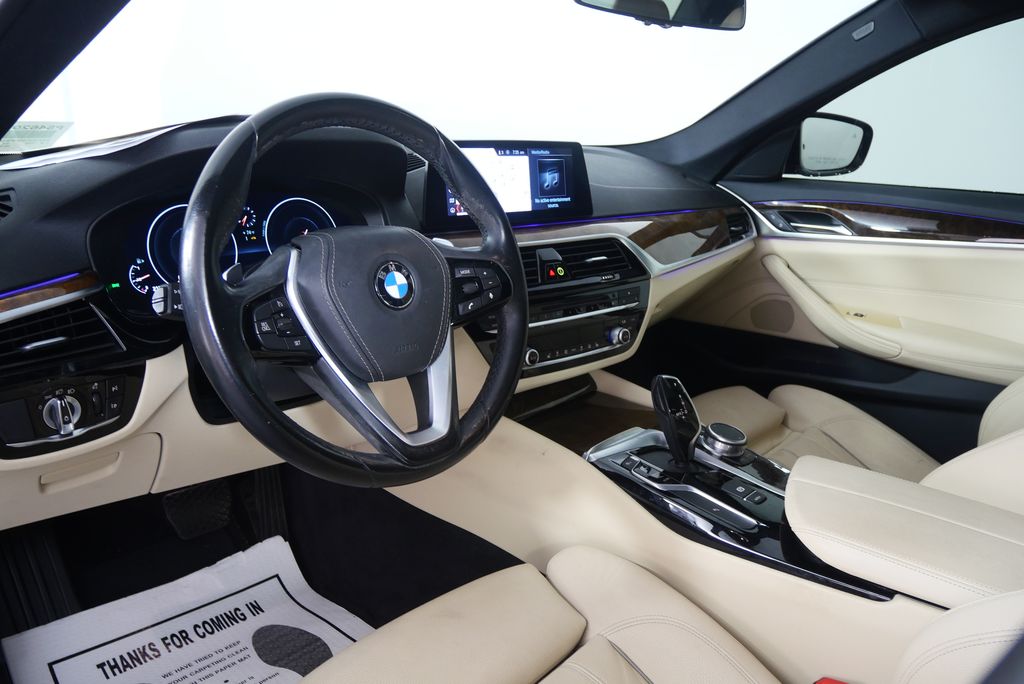 Thumbnail: 2019 BMW 5 Series - 13