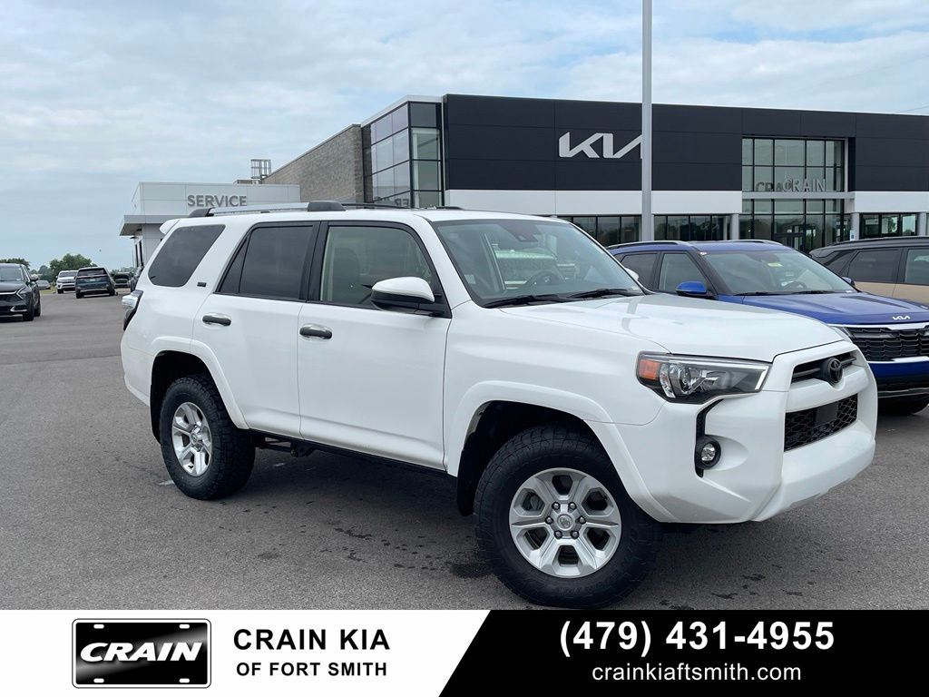 White 2022 Toyota 4Runner SUV / Crossover Four-Wheel Drive 5-Speed Automatic