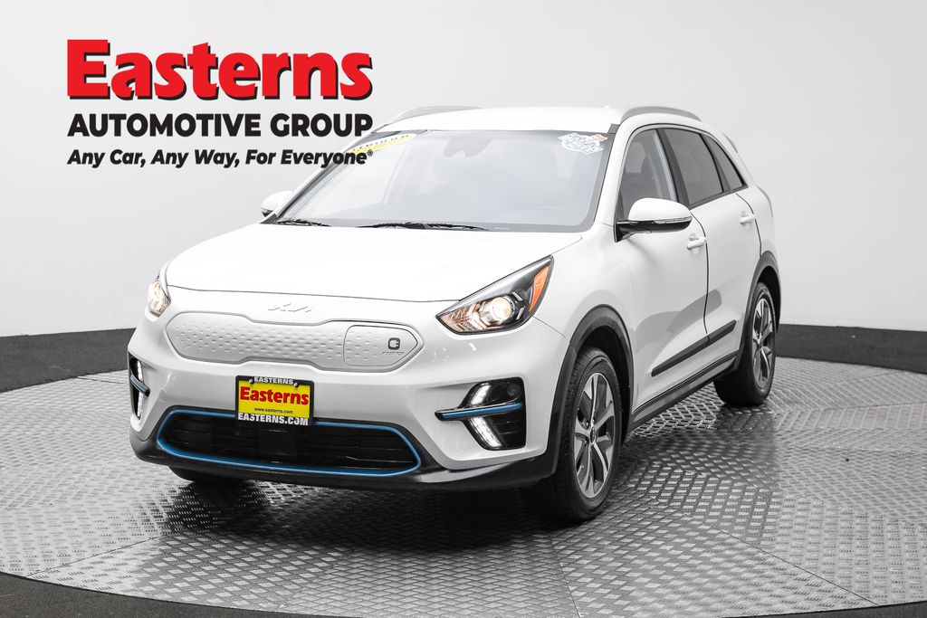 2022 Kia Niro EX's photo