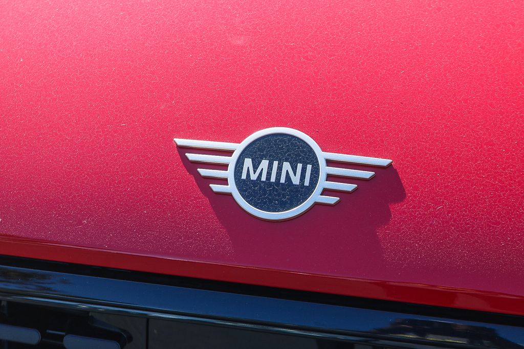 2025 MINI Cooper S  5