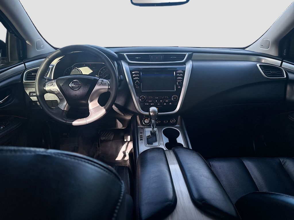 Used 2016 Black Nissan Platinum image 23