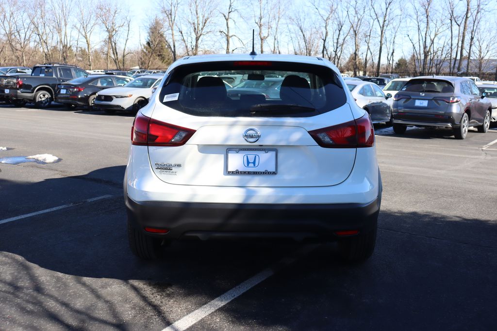 2019 Nissan Rogue Sport S 4