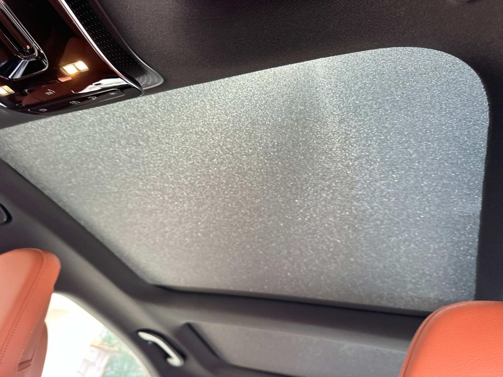 Thumbnail: 2025 Mercedes-Benz C-Class - 16