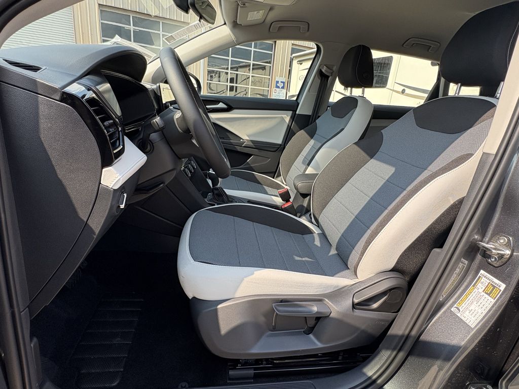 New 2025 Gray Volkswagen 1.5T SE image 12