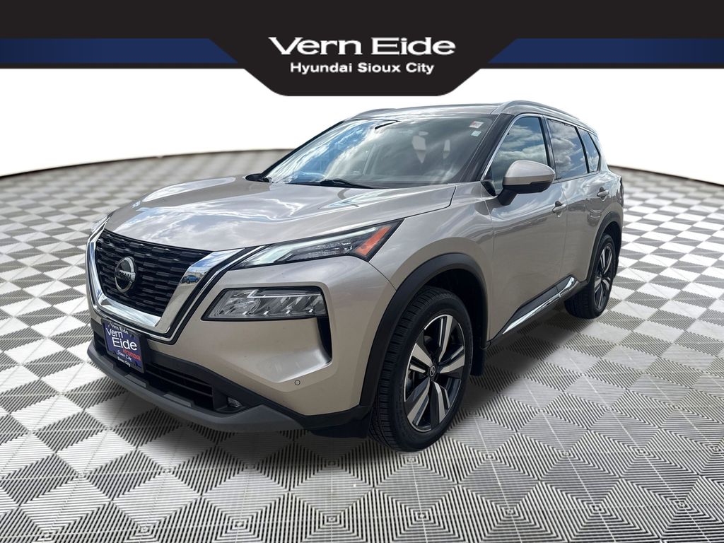 Champagne Silver Metallic 2021 Nissan Rogue SUV / Crossover All-Wheel Drive Continuously Variable Transmission